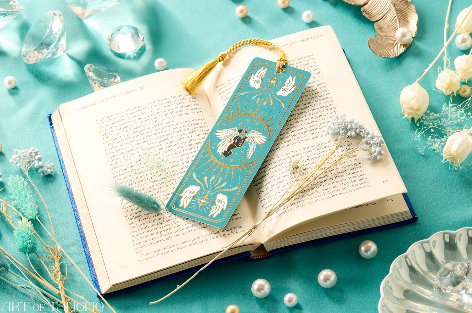 Dominions: Gold Foil Bookmark